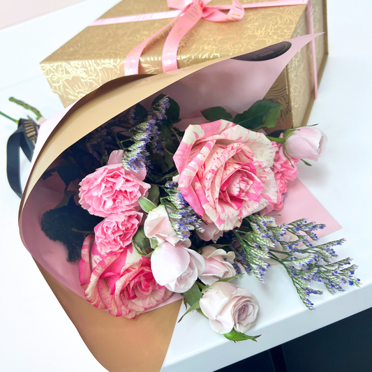 Mother's Day-BEST MOM EVER! Box & Bouquet Bundle