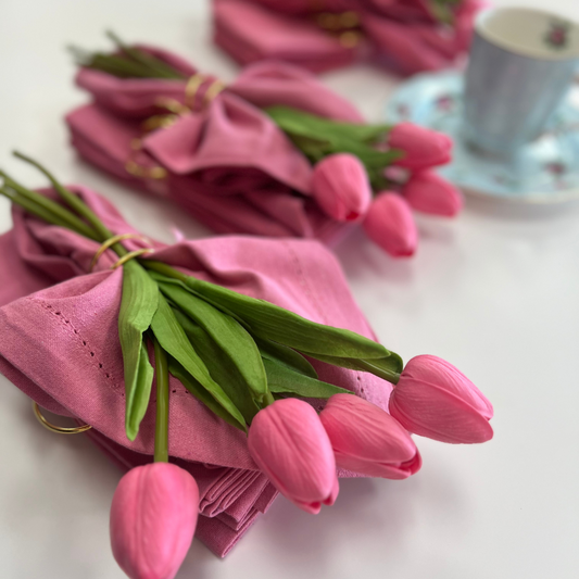 Pink Linen Napkin Set with Gold Rings & Tulips