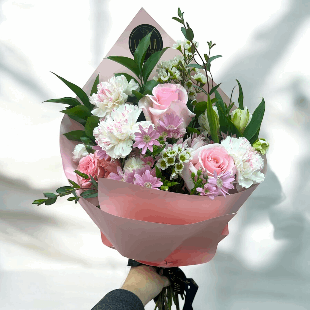 Pretty in Pink Bouquet Wrap – Luxury Coquette Flowers Wrapped in Soft Pinks