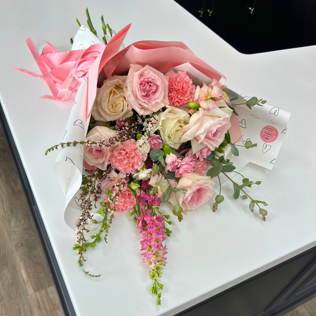 All For Love Fancy Bouquet Wrap
