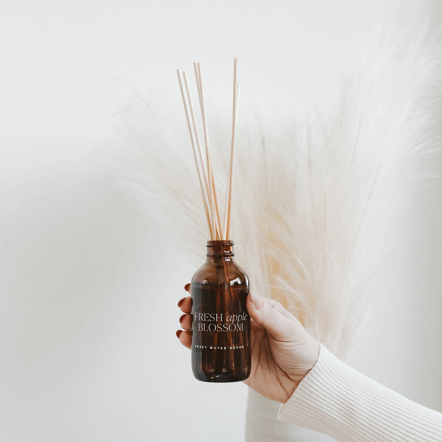 Fresh Apple Blossom Amber Reed Diffuser - Flair Flower Bar & Studio