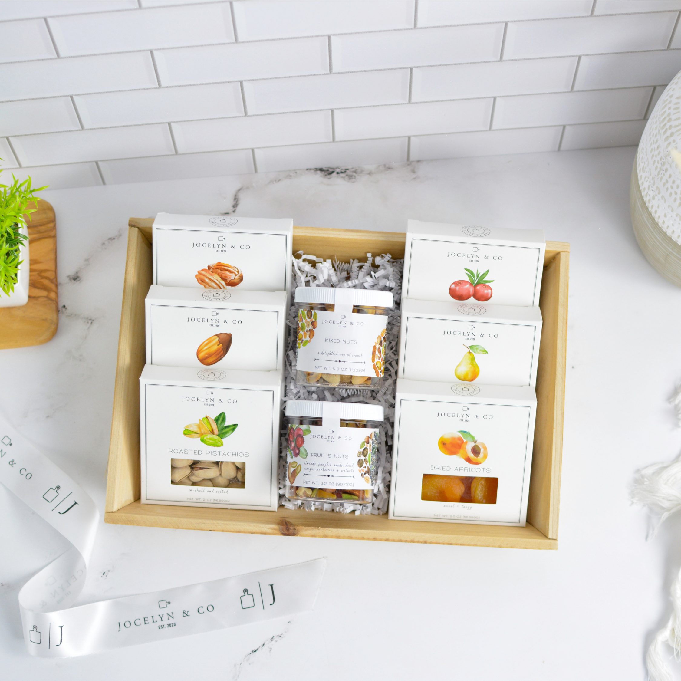 JIMWAG アニバーサリーギフトボックス Premium Fruit & Nut Gift Box | Corporate Gifts Cincinnati | Same