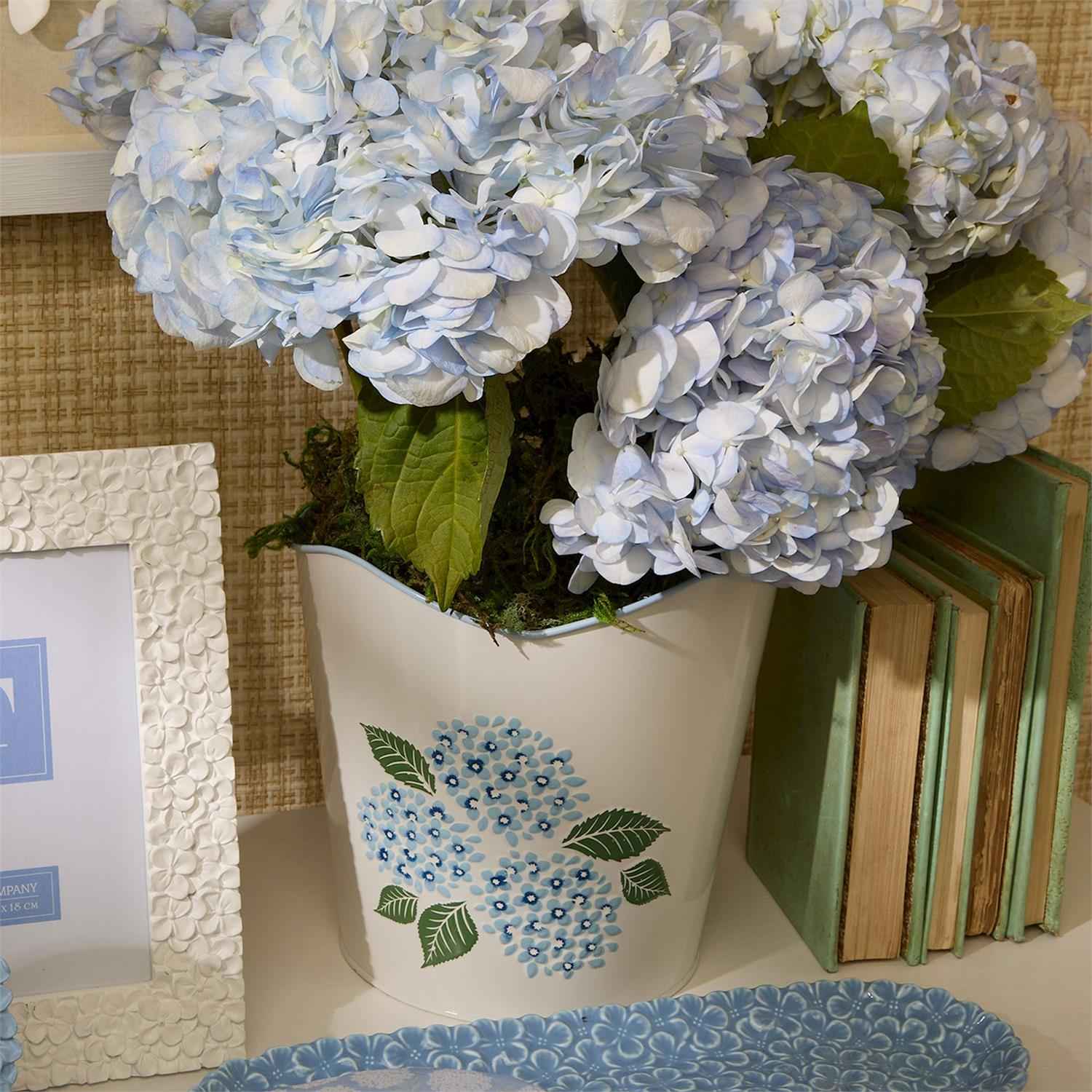Hydrangea Blue Metal Cachepots – Elegant Indoor Planters