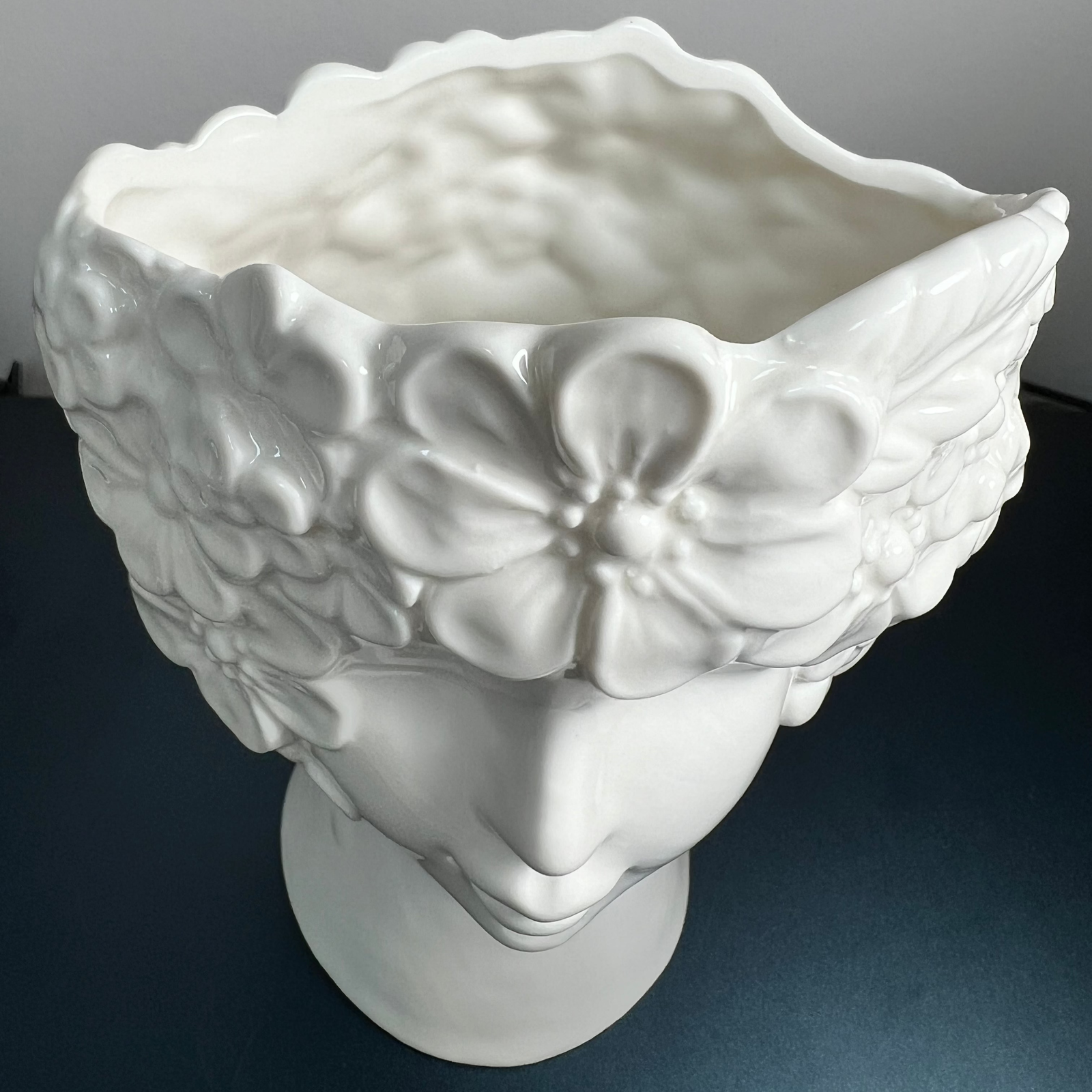 Modern Face Ceramic Flower Vase - Flair Flower Bar & Studio