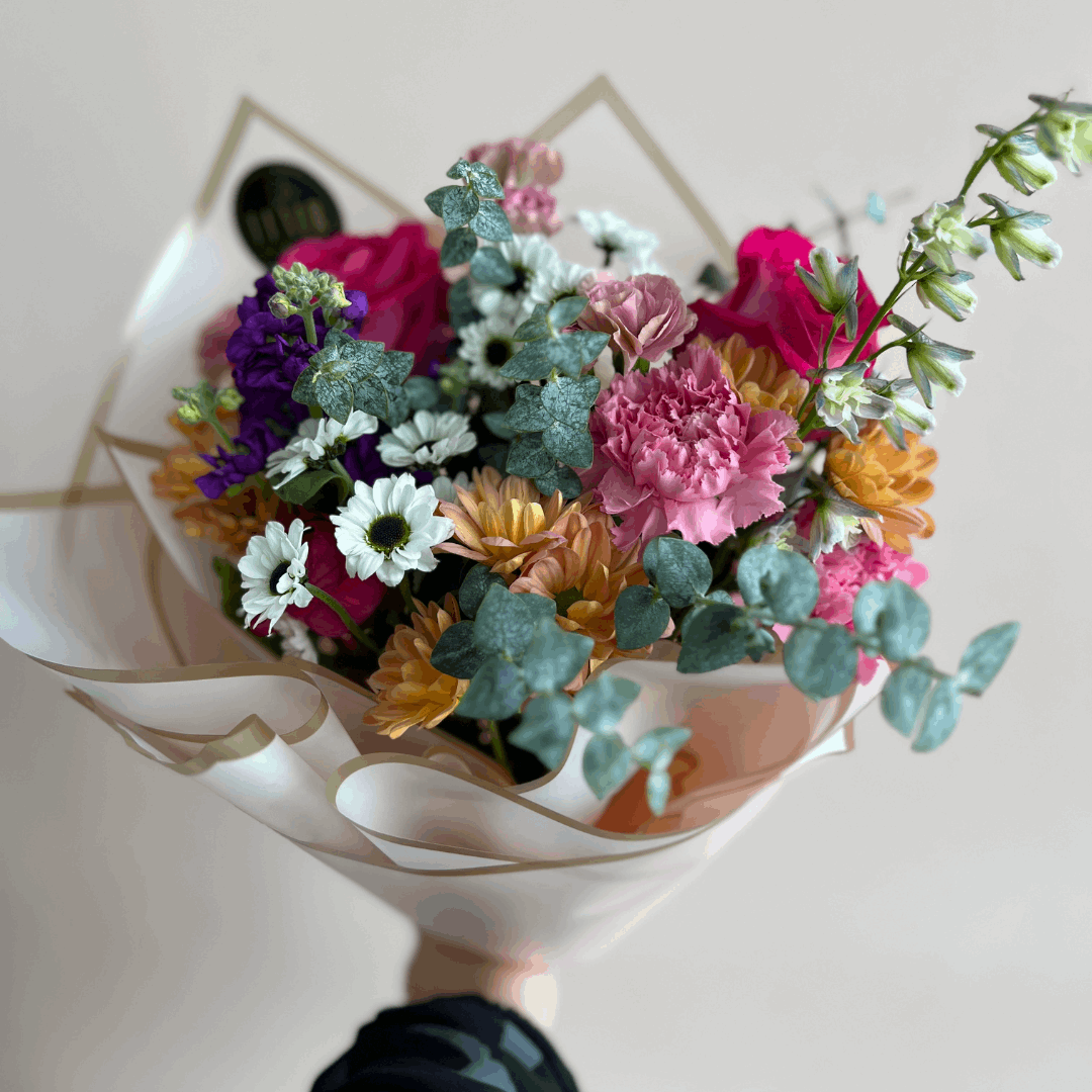 Signature Luxury Hand-Tied Bouquet - Flair Flower Bar & Studio