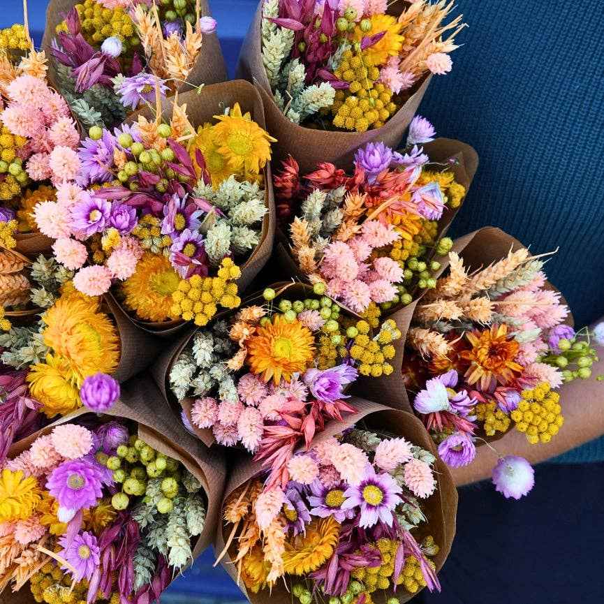 Cincinnati Flower Delivery - Sunshine Serenity Dried Market Bouquet