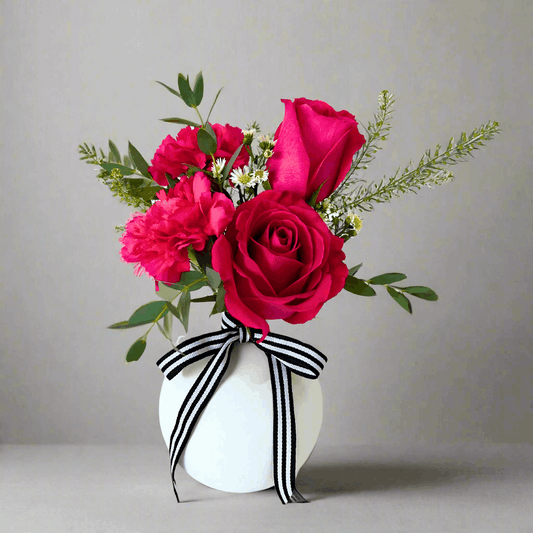 The Bubble - Budvase Flower Arrangement - Flair Flower Bar & Studio