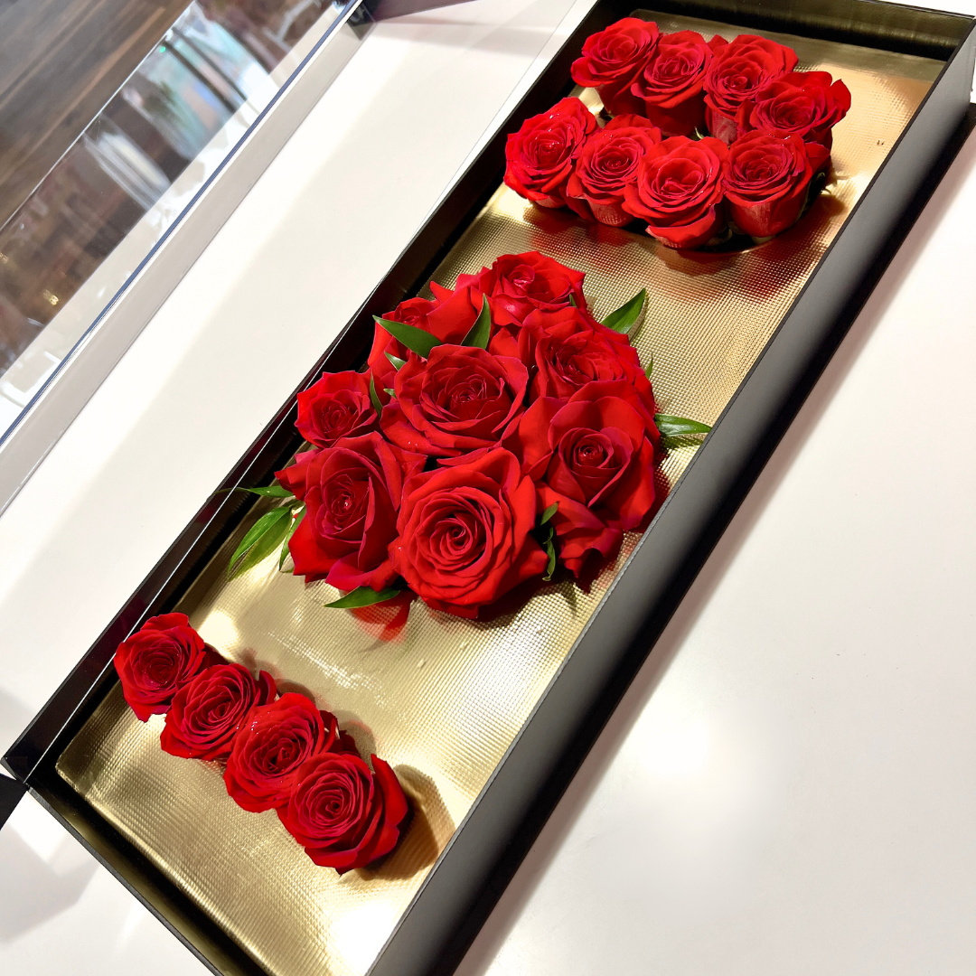 The I love you - "I ♥ U" Rose Box - Flair Flower Bar & Studio