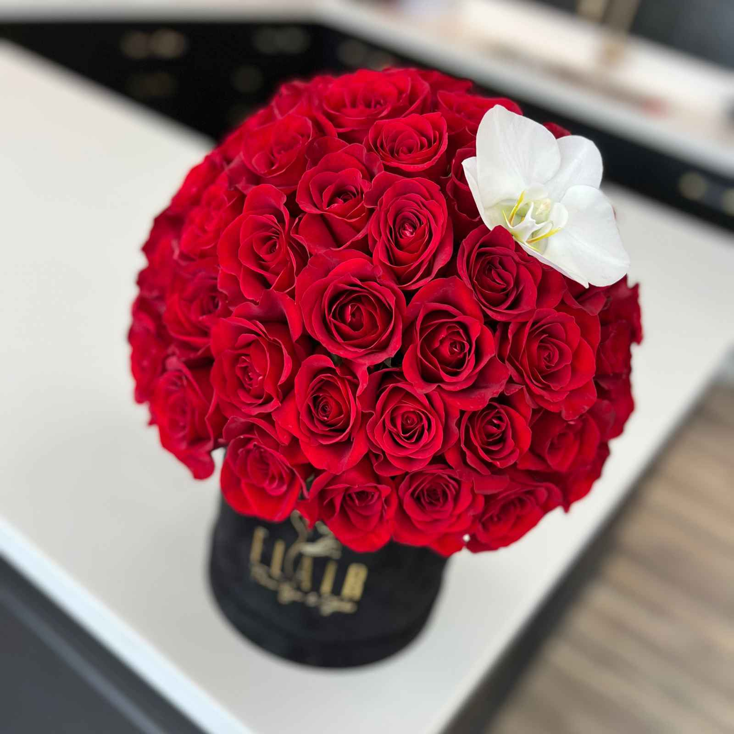 Velvet Signature Luxury Rose Box