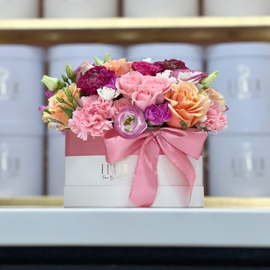 Le Jardin Flower Hatbox Arrangement - Designer's Choice
