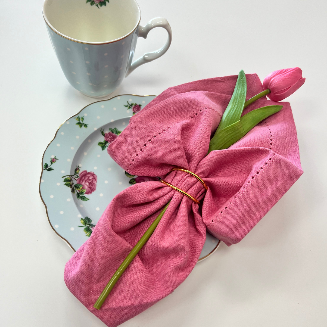 Pink Linen Napkin Set with Gold Rings & Tulips