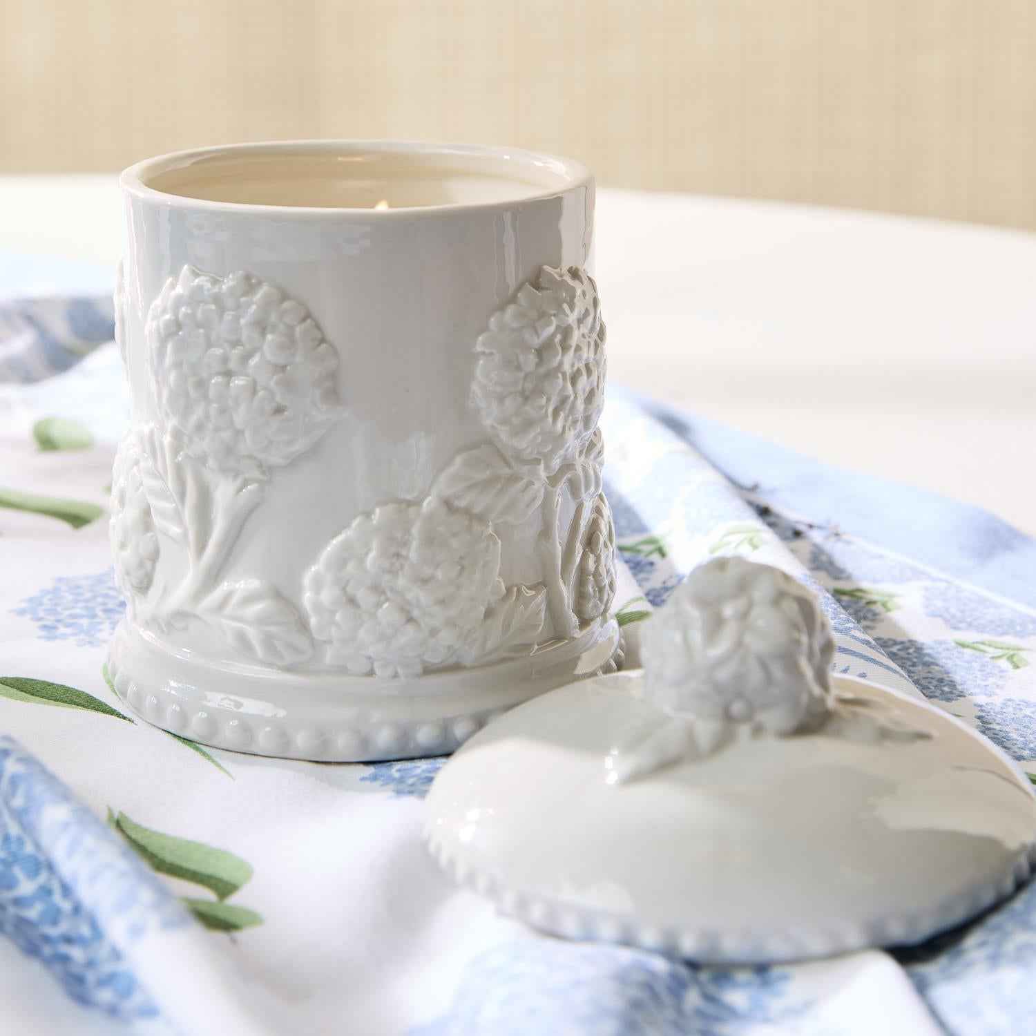 Porcelain Hydrangea Relief Filled Soy Wax Candle with Fresh Blooms Scent in Gift Box