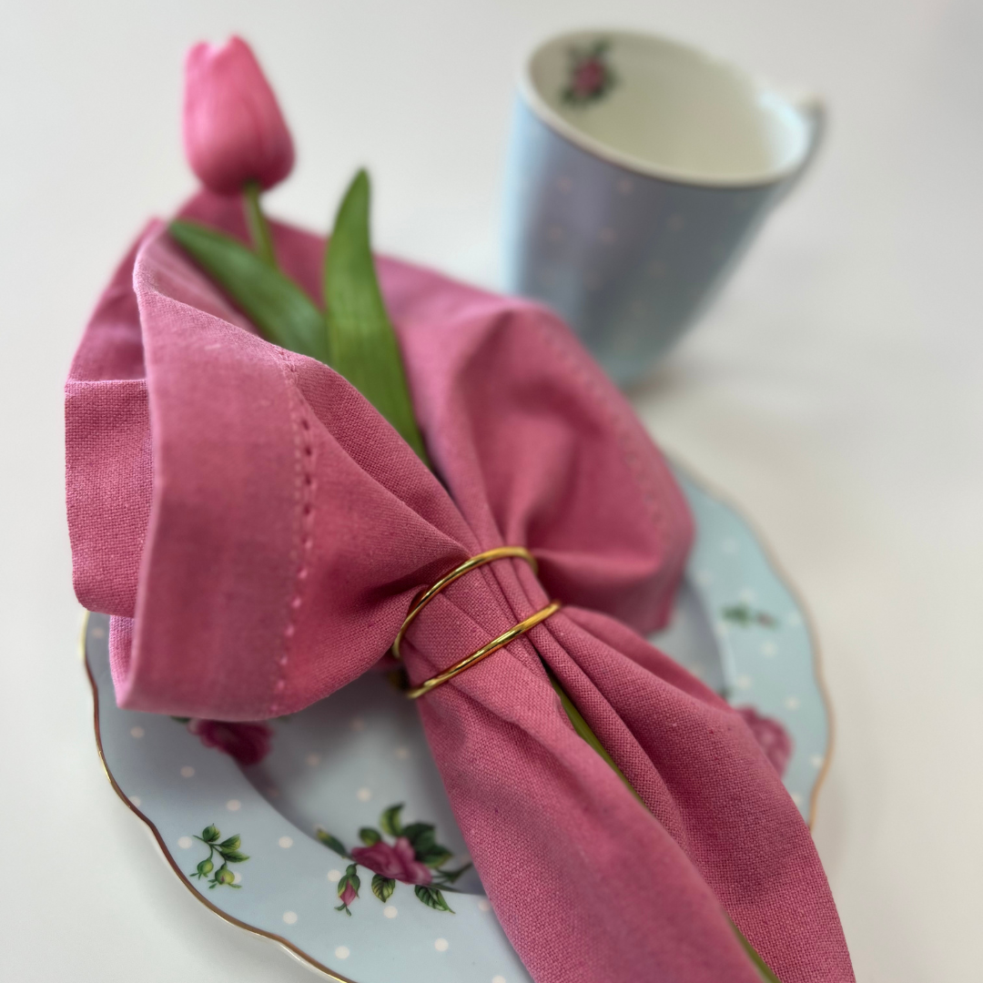 Pink Linen Napkin Set with Gold Rings & Tulips