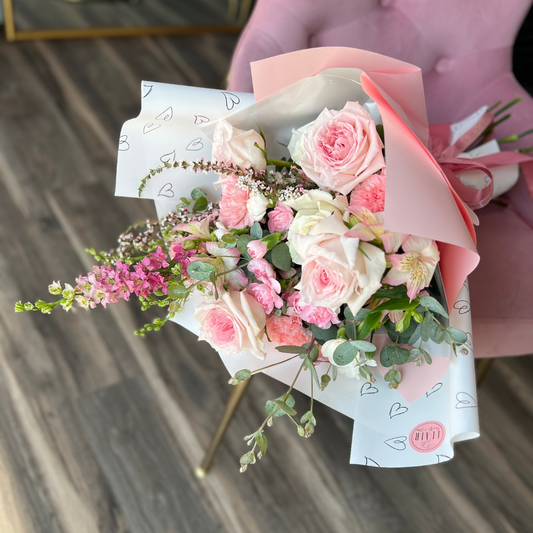 All For Love Fancy Bouquet Wrap - Flair Flower Bar & Studio - Cincinnati - Northern Kentucky - Florence