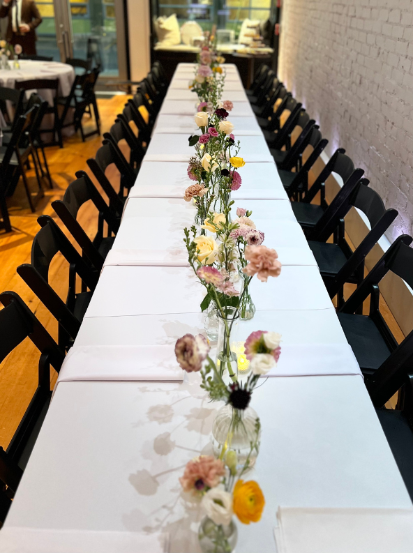 Bud vase tablescape by Flair Flower Bar at The Columns, Cincinnati