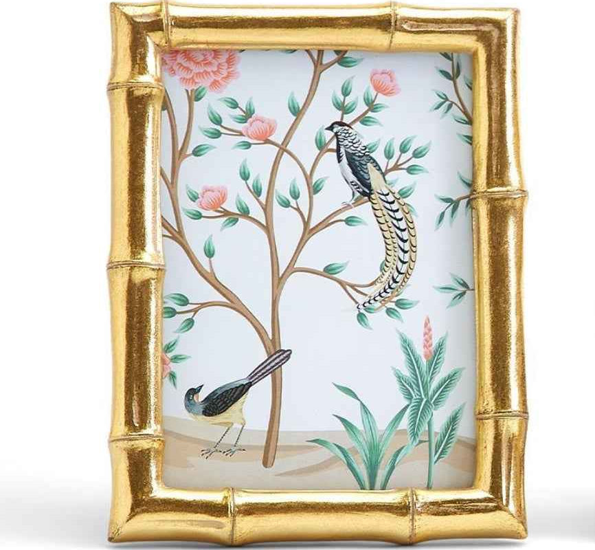 Decorative gold frame 