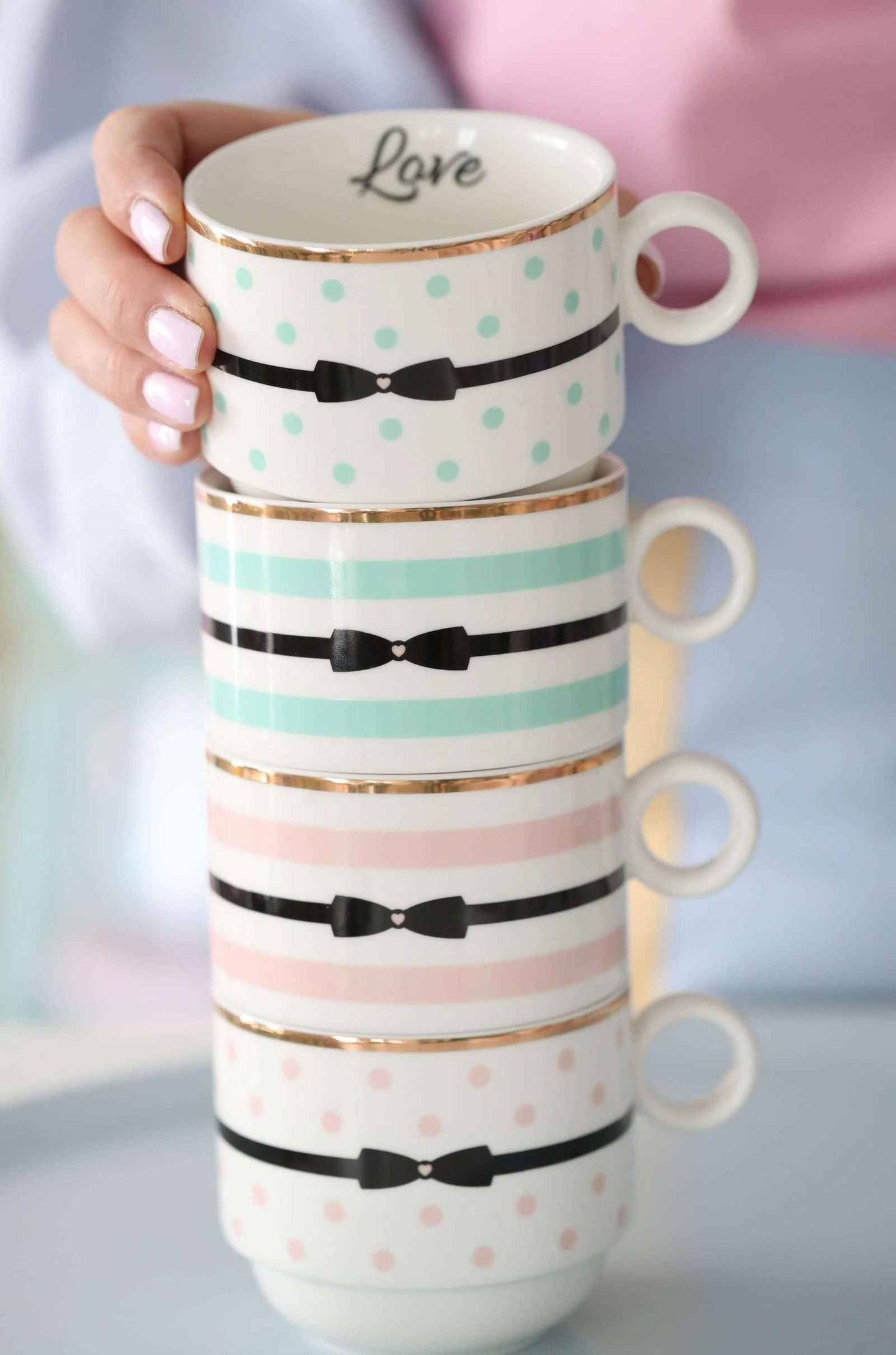 Manuela 🖤 Miss Étoile mugs in a rack Love with bow - Flair Flower Bar & Studio