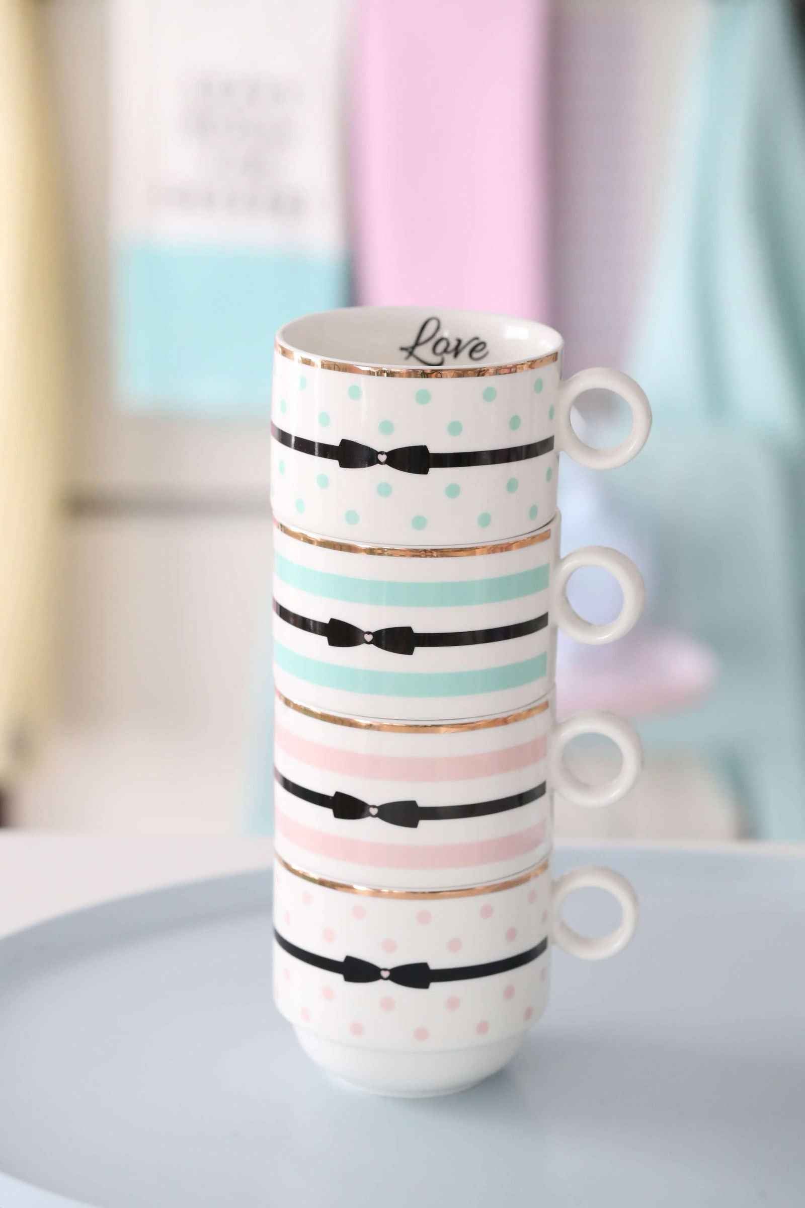 Manuela 🖤 Miss Étoile mugs in a rack Love with bow - Flair Flower Bar & Studio