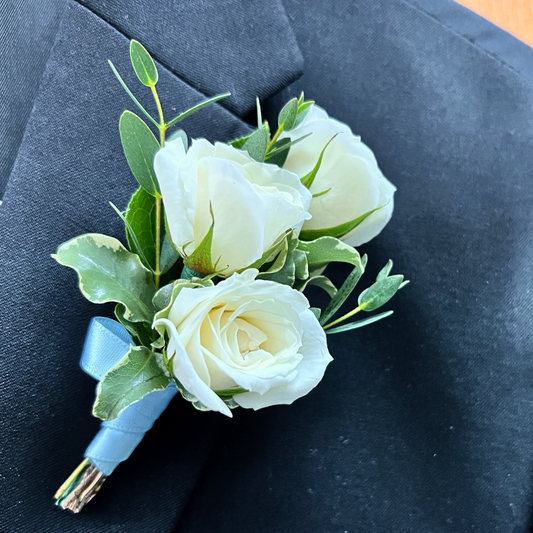 Prom-Homecoming Boutonniere - Flair Flower Bar & Studio