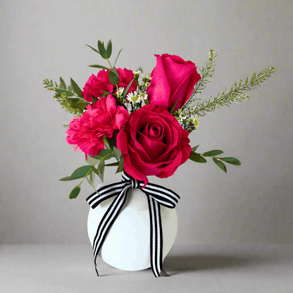 The Bubble - Budvase Flower Arrangement - Flair Flower Bar & Studio