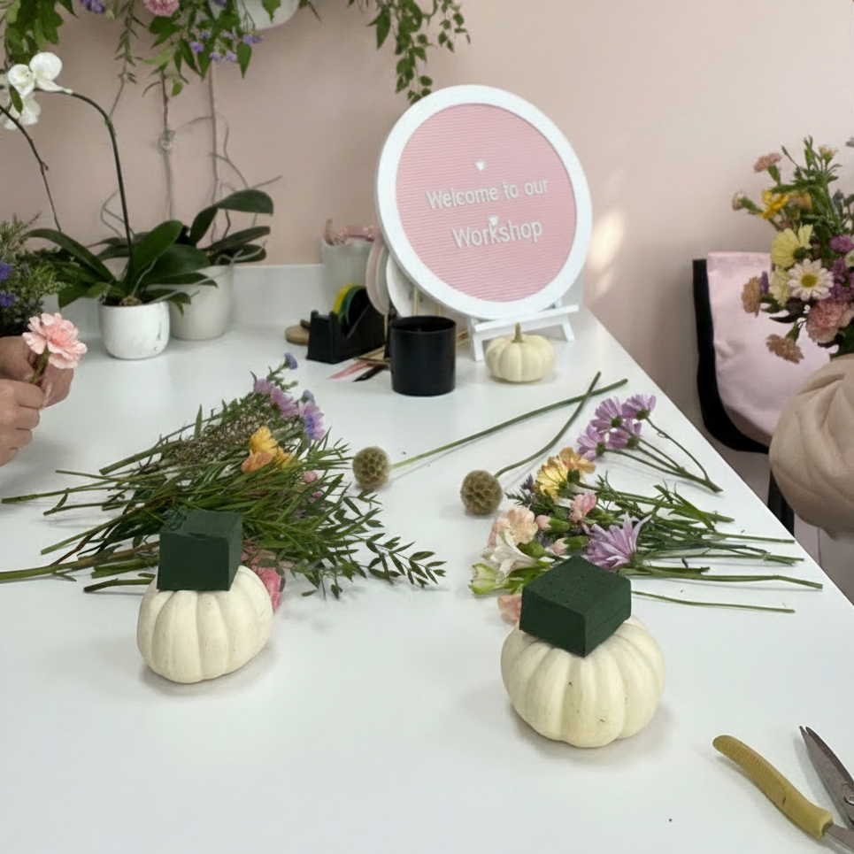 Workshop Mini Pumpkin Flower Design Flair Flower Bar Florence Kentucky Cincinnati Workshops